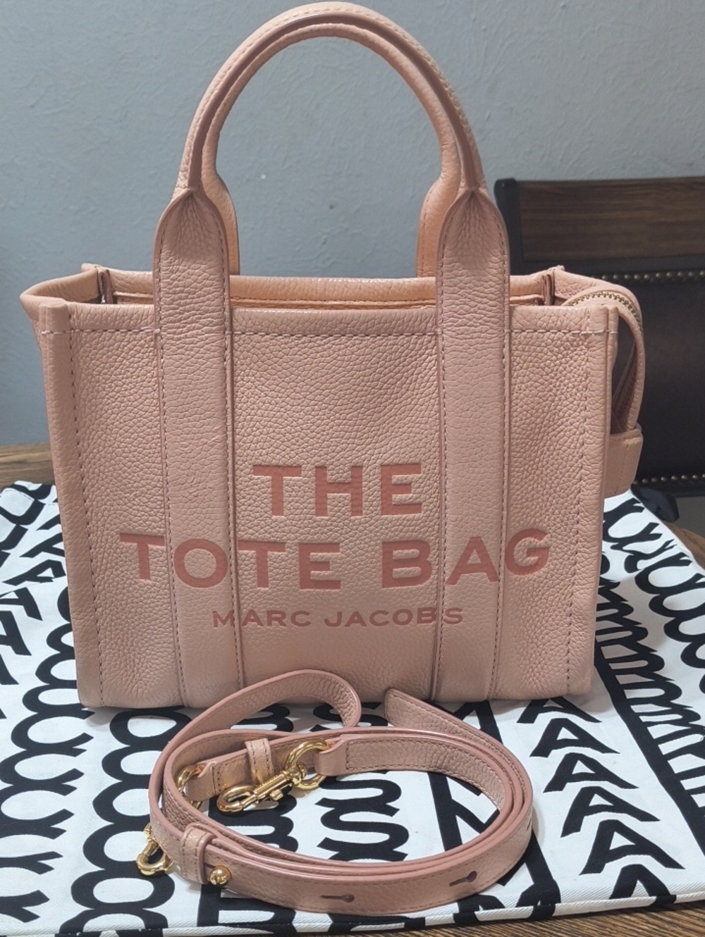 Marc Jacobs Blush Pink The Tote Bag Leather Tote with Strap
